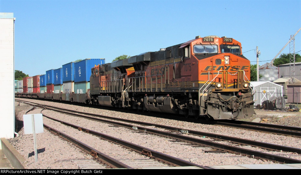 BNSF 7075